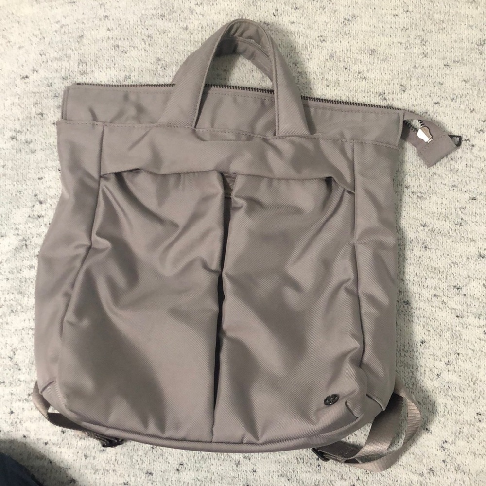 Lululemon City Adventurer Convertible Backkack 15L-Dark Chrome